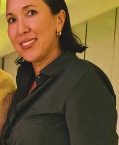 ZALIZANA PAŽ FROZURA I ZELENA HALJINA! Ovako danas izgleda Jelena Janković! Promenila imidž u potpunosti! (FOTO)