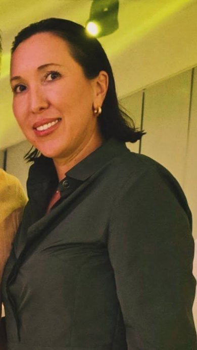 ZALIZANA PAŽ FROZURA I ZELENA HALJINA! Ovako danas izgleda Jelena Janković! Promenila imidž u potpunosti! (FOTO)