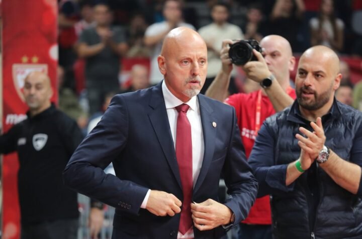 ZVEZDA OČEKUJE VELIKU PODRŠKU U BEČU Obradović: Tražim novu hemiju tima