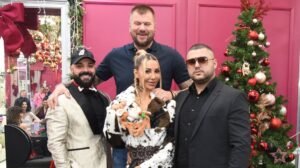 ANELINI ANĐELI! Gospodarica prstenova okupila bivše: Ahmićeva razvukla osmeh kraj Asmina, Luke i Janjuša! (FOTO)