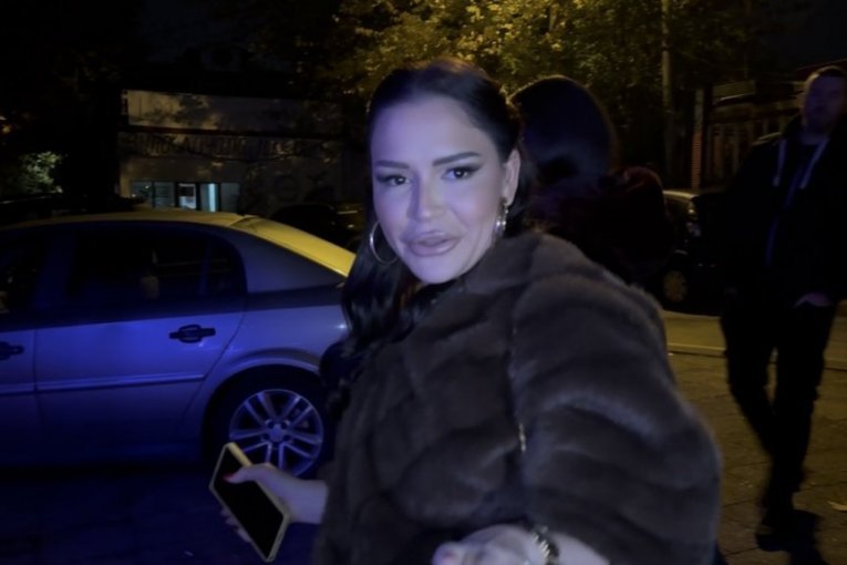 Aleksandra Mladenović