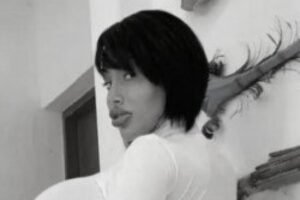 DENIZ SMRTNO STRADALA PADOM SA DEVETOG SPRATA? Beživotno telo silikonske lepotice PRONAŠLO OSOBLJE HOTELA!