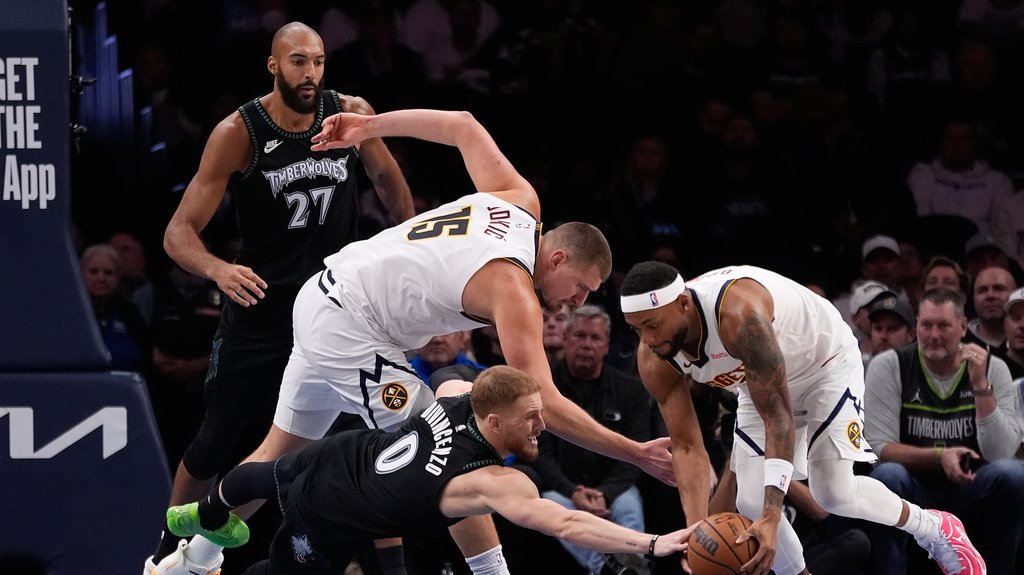 DENVER PROMAŠIO ŠUT ZA POBEDU! Jokić blistao, ali uzalud - Nagetsi pali posle drame! Srbin poslužio saigrača kao na tacni - lopta izašla iz obruča! (V