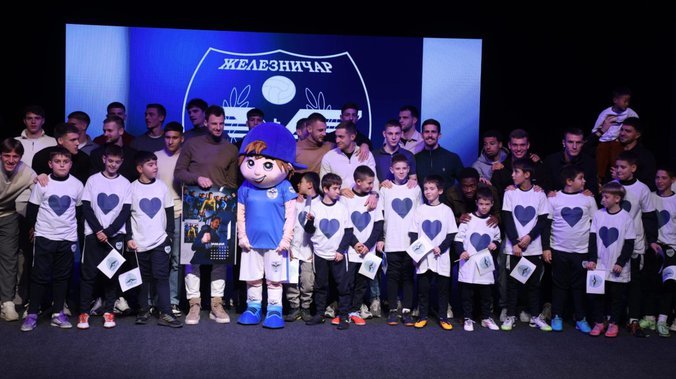 EKSKLUZIVNO Kalendar FK Železničar: Muškost, strast i snaga u jednom!