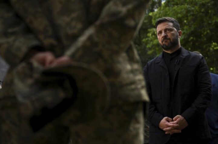 EVROPA ZALEĐENA! Oružani sukob vojske i obaveštajaca - Ukrajinci pucaju sami od sebe!