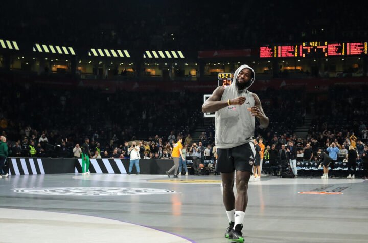 (FOTO UBOD) Da li si bio dobar preko cele godine? Lesor poželeo...