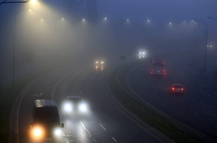 GUSTA MAGLA PARALISALA SAOBRAĆAJ! MUP izdao hitno upozorenje: PRILAGODITE BRZINU, OPASNOST NA SVAKOM KORAKU