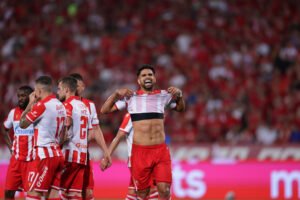 JOŠ JEDAN ODLAZAK SA MARAKANE: Defanzivac napušta Zvezdu nakon 6 meseci?