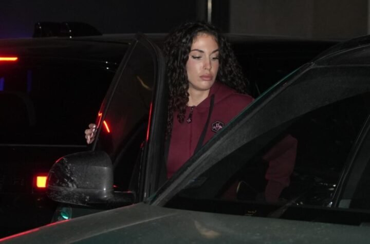 KO JE PREZGODNA MAČKA? Beograđani nisu mogli večeras da odvoje pogled od nje - MUŽ JOJ JE KONTROVERZNI...