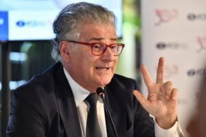 "KO ŠTITI DRAGANA MILIĆA?!" Odbornička grupa SNS Niš postavila važno pitanje policiji: Da li naši sugrađani treba da budu eksperimentalni predmet za NATO lekare i mormone?