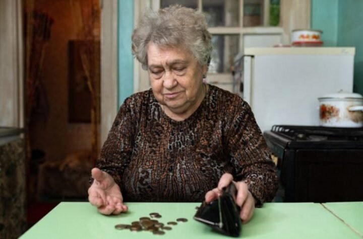 MONSTRUMI KORISTILI VEŠTAČKU INTELIGENCIJU DA OPLJEŠE BAKU! Čula je ćerkin glas kako plače i moli za pomoć - dala im SVE što je imala!