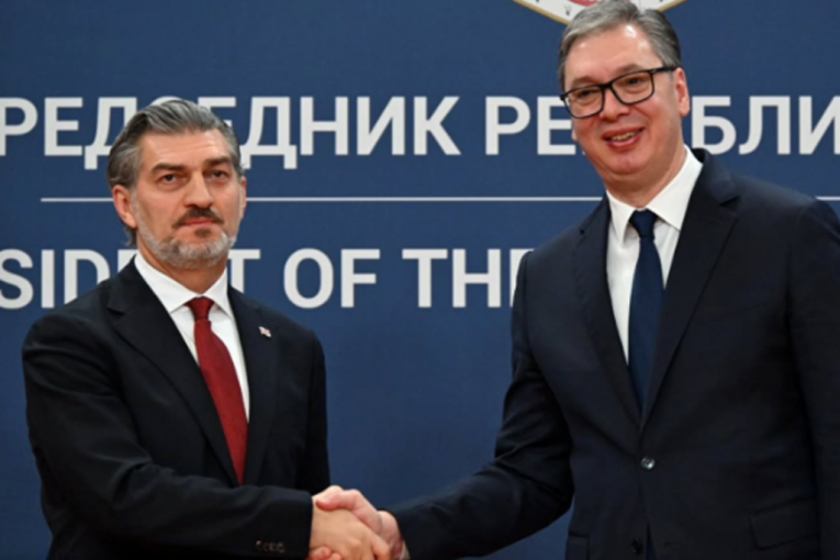 Mihailom Kavelašvilijem,