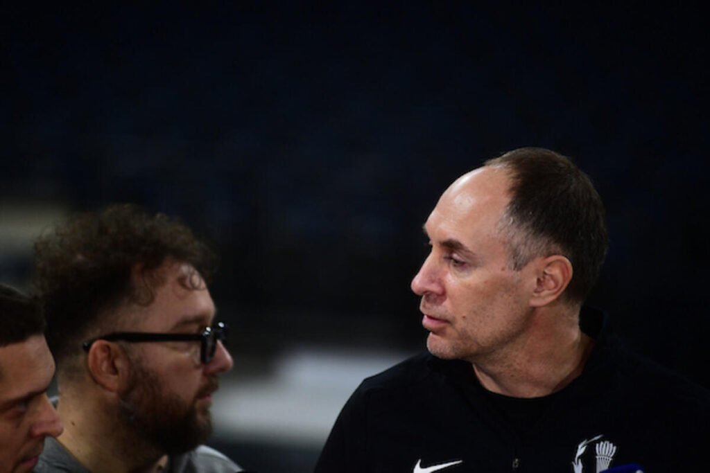 Mirko Ocokoljić odredio 12 igrača za debi protiv Bajerna!