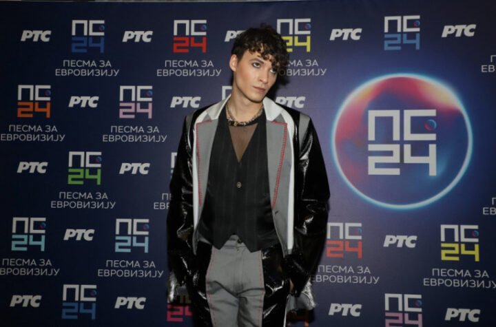 NAŠ POZNATI PEVAČ POSTAJE OTAC!