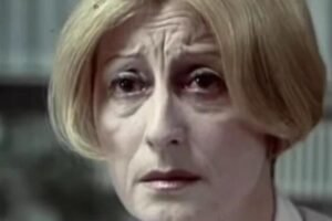 NAŠA GLUMICA TRAŽILA DA JE SAHRANE SA ŠPILOM KARATA! Kocku volela više od ičega, a čak 8 puta...