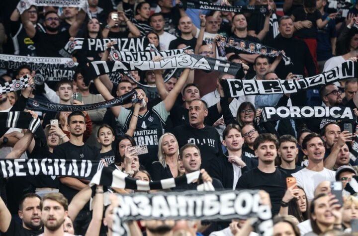 NBA POJAČANJE STIGLO U PARTIZAN! Više nema dileme, scena sa aerodroma 'Nikola Tesla' sve potvrdila (FOTO)
