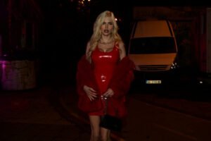 NE USTAJE IZ KREVETA BEZ 300 EVRA! Šokiraće vas CENOVNIK bivše zadrugarke - bez dlake na jeziku O NAJSTARIJEM ZANATU!