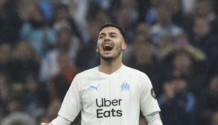 NEMANJI RADONJIĆU UKINUTA SUSPENZIJA: Na zahtev trenera Milojevića fudbaler se vraća u tim