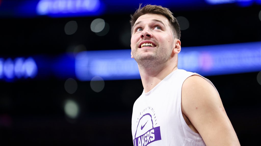 NEVEROVATNI LUKA DONČIĆ! Slovenac kupio 103 skupa poklona i počastio sve u Lejkersima