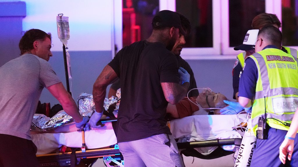 NOVI BILANS MASAKRA U SIDNEJU: 12 mrtvih, skoro 30 povređenih! Potvrđeno da je reč o TERORIZMU