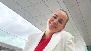 OPERISANA JELENA DOKIĆ! Bivša teniserka se oglasila iz bolnice: Uvek se borite za svoje zdravlje (FOTO)