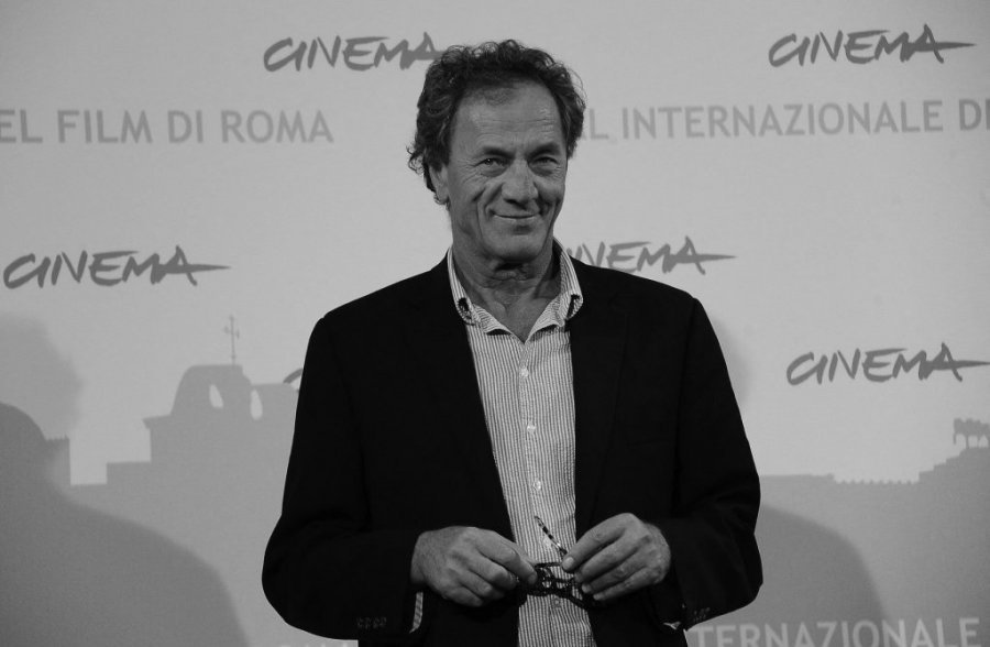 POZNATI GLUMAC I REDITELJ PRONAĐEN MRTAV! Porodica potvrdila tragične vesti - DO KRAJA NIJE PODLEGAO PRITISKU!