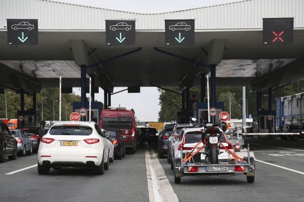 Prešla granicu sa Mađarskom za 45 minuta! Mnogi čekaju i po 8 sati, a Beograđanka otkrila caku koja čuva živce!