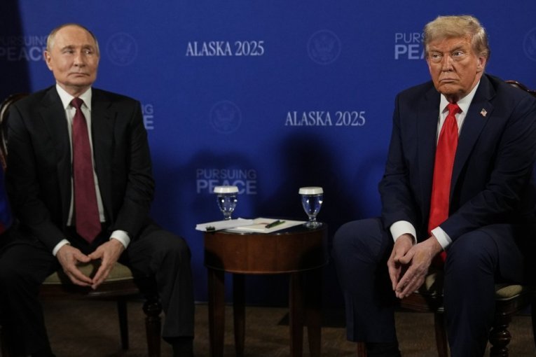 "SAMO TRAMP MOŽE DA NATERA PUTINA DA SKLOPI MIR": Rute priziva čudo pred sastanak predsednika SAD sa Zelenskim, čeka se reakcija lidera Rusije