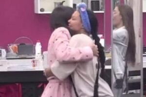 ŠOK-BOMBA PRODUKCIJE, ANITA I MAJA ODMAH SKOČILE! Fanovi trljaju oči u neverici - da li je OVO moguće?! (GALERIJA)