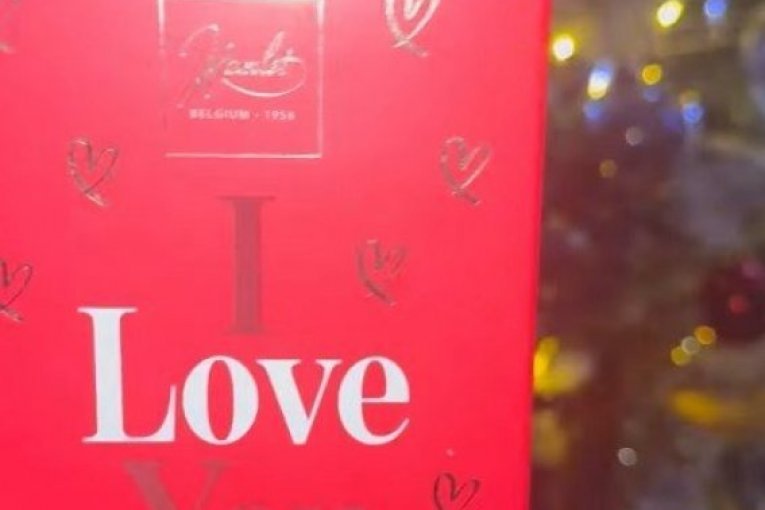 SVE JE SPREMNO ZA VELIKO SLAVLJE! Tanja Savić podelila PRVE FOTOGRAFIJE VAŽNOG DOGAĐAJA, fanovi ne kriju oduševljenje! (GALERIJA)