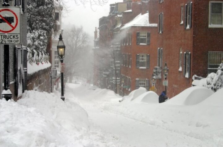 TAČNO U 16 ČASOVA I 3 MINUTA! Danas počinje ZIMA, ovo je najkraći dan u godini!