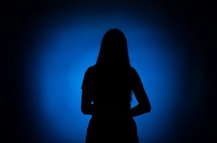 TUGA! Slavna glumica najavila SAMOUBISTVO!