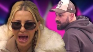 U mog Luke želudac ko šerpa: Fanovi posprdali Vujovića zbog pomirenja s Aneli, od ovog blama nema dalje! (FOTO)