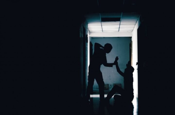 UBISTVO VLADANA CENIĆA POD VELOM TAJNI: Majku nastradalog muče pitanja – ko je muškarac sa crnom fantomkom?