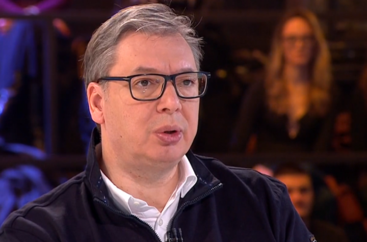 VUČIĆ RAZOBLIČIO JOŠ JEDNU LAŽ BLOKADERA! Ovako varaju narod kada govore "pogledajte kako su nas tek zadužili"