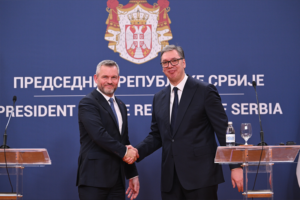 VUČIĆ SA PELEGRINIJEM U BAČKOM PETROVCU! Sastanak sa predstavnicima slovačke nacionalne manjine!