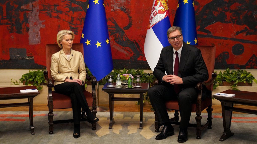 Velika čast za Srbiju: Vučić sutra u Briselu na večeri kod Ursule fon der Lajen