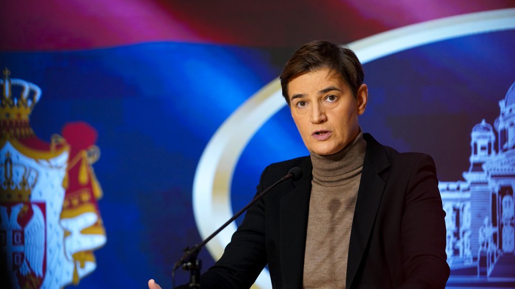 'E, BEDO LJUDSKA' Ana Brnabić poručila Ponošu: Bolji biste bili da razumete makar jednu Vučićevu reč