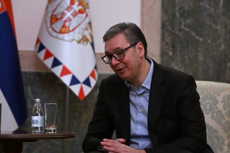 "BRINEMO O NAŠOJ DECI I ZDRAVLJU GRAĐANA, ZATO ULAŽEMO OGROMAN NOVAC U ZDRAVSTVO" Oglasio se Vučić: Uvek su naše pare samo se nikad nismo ovom brzinom razvijali