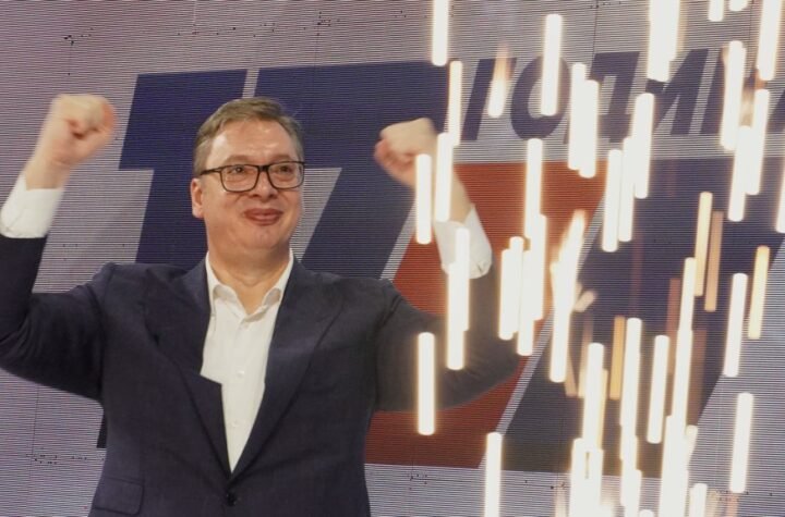 Blokaderi ponavljaju da je Vučić 'gotov', a onda su zavapili: Ako on bude predvodio SNS - izgubićemo izbore