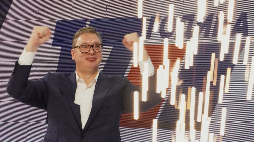Blokaderi ponavljaju da je Vučić 'gotov', a onda su zavapili: Ako on bude predvodio SNS - izgubićemo izbore