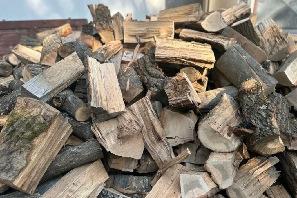 Cene ogreva u Srbiji otišle u nebo: Evo šta je najviše poskupelo i koliko ćete novca morati da izdvojite