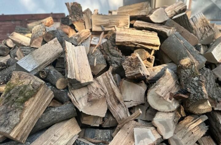 Cene ogreva u Srbiji otišle u nebo: Evo šta je najviše poskupelo i koliko ćete novca morati da izdvojite