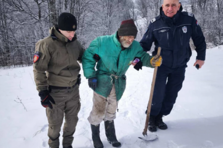 Čovek je lošeg zdravstvenog stanja i otežanog kretanja