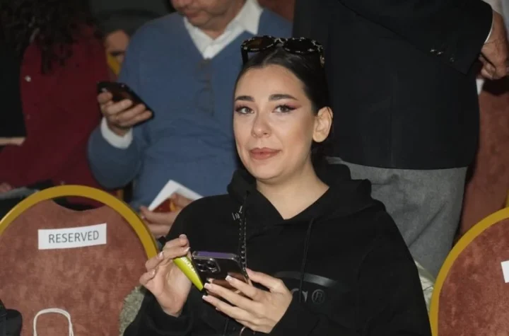 HAOS U KRUŠEVCU! Sanja Vučić nije mogla da održi koncert u rodnom gradu, hitno sve otkazano!