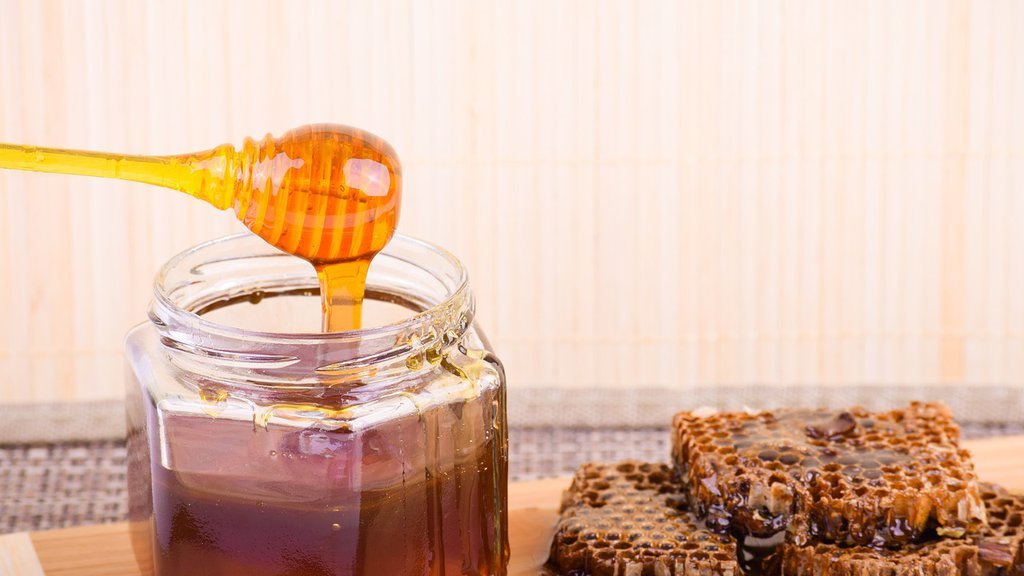 Jutarnji ritual koji čisti krv i jetru za 3 dana: Potpuno je prirodno, a dovoljna je jedna kašičica!