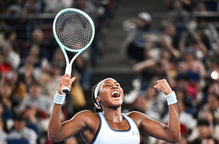 MUHOVA IZJEDNAČILA, PA POKLEKLA U TREĆEM SETU! Gof u četvrtfinalu Australijan opena