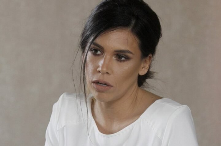 NAJNOVIJA OBJAVA KAJE OSTOJIĆ LEDI KRV U ŽILAMA: Šok-scena u pevačicinom stanu, na ovo se mnogi nikada ne bi usudili!