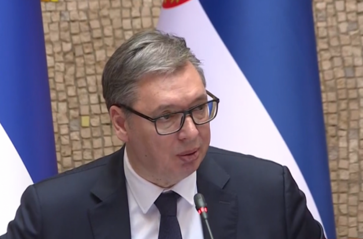 NAJVAŽNIJU UTAKMICU IGRAMO SA SOBOM! Vučić očitao lekciju nekim ministrima: Ako nemate energije za tu borbu, molim vas, napustite ova mesta