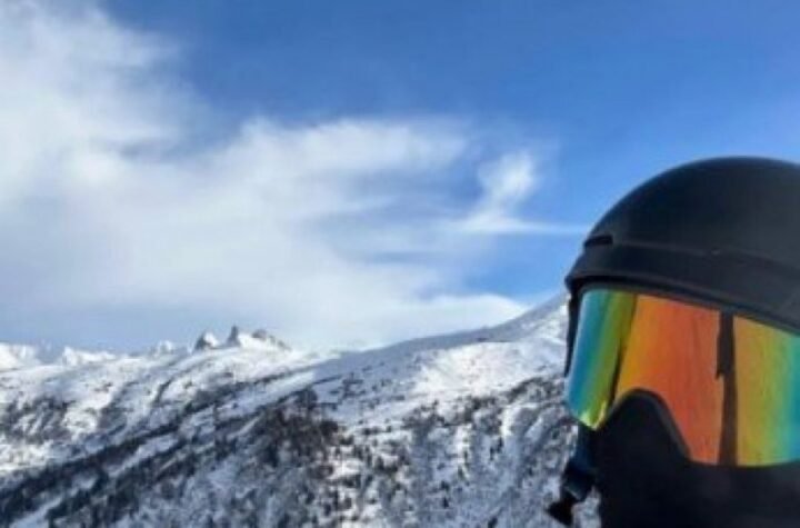 NAPUNIO SAM 24 GODINE! Miloš Biković proslavio ROĐENDAN, objavom bacio sve u rebus! (FOTO)